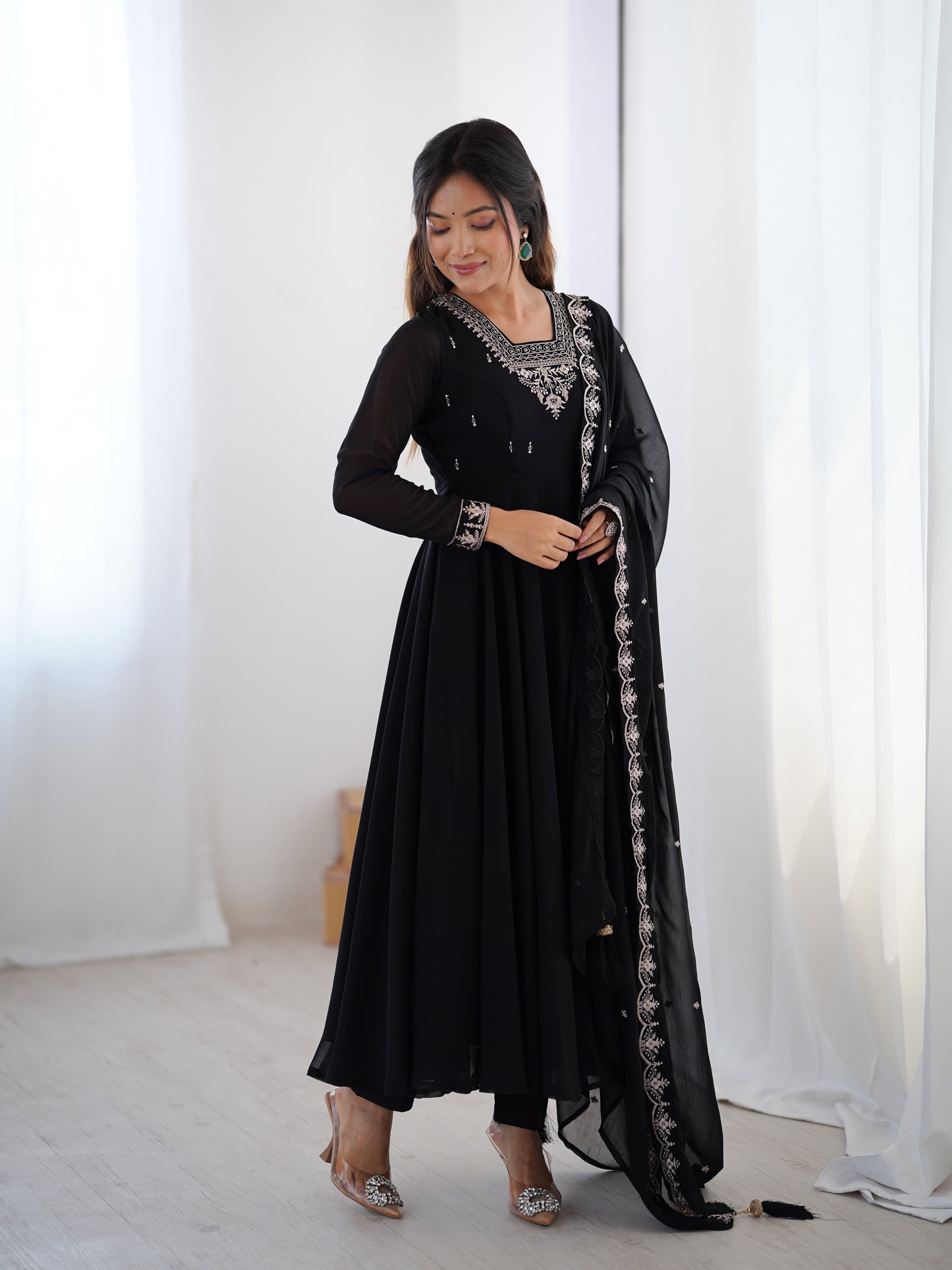 Festive Wear Black Color Georgette With Embroidery Work Anarkali Suit