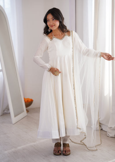 White Color Beautiful Anarkali Suit For Women