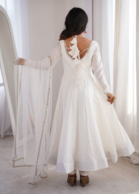 White Color Beautiful Anarkali Suit For Women