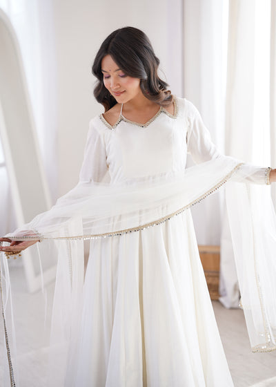 White Color Beautiful Anarkali Suit For Women