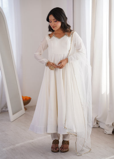 White Color Beautiful Anarkali Suit For Women